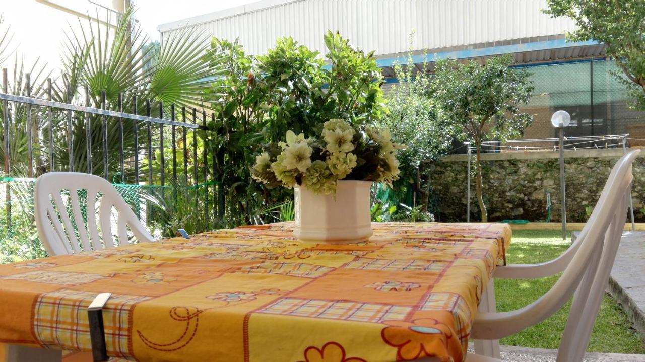 Amelie House Apartment Levanto Bagian luar foto